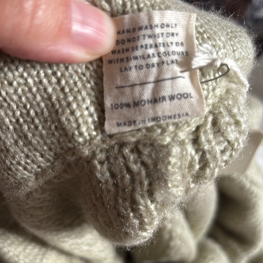 NWT Flook The Label Mohair Wool Tapered Knit Jogger Pants Tassle Medium - Picture 5 of 5
